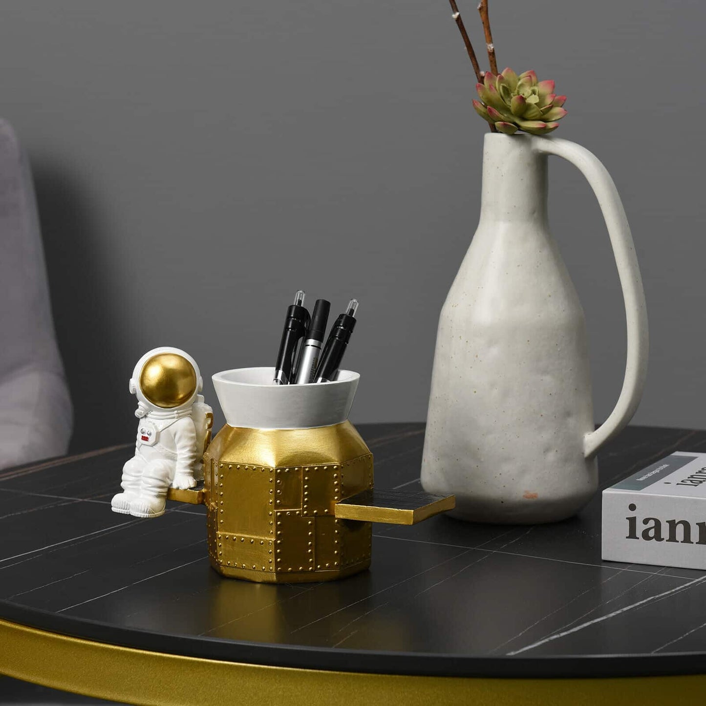 Astronaut Stationery & Pen Holder