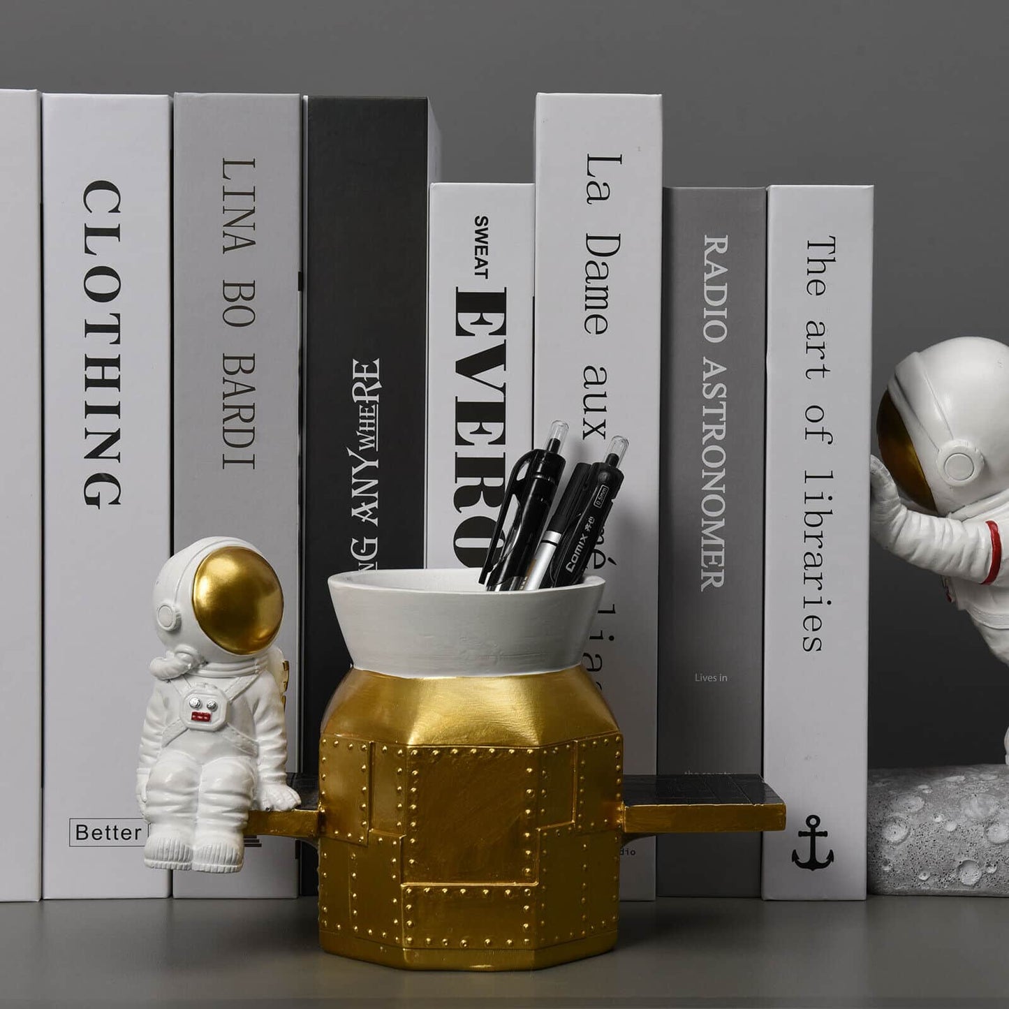 Astronaut Stationery & Pen Holder